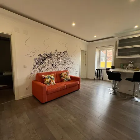 Апартаменты Design _ Castelo Dos Mouros *